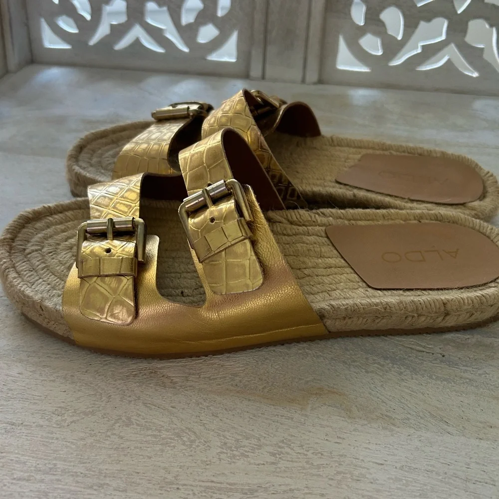 Aldo Dolci Gold Metallic Espadrille Sandals Reptile Crocodile Print Leather 9